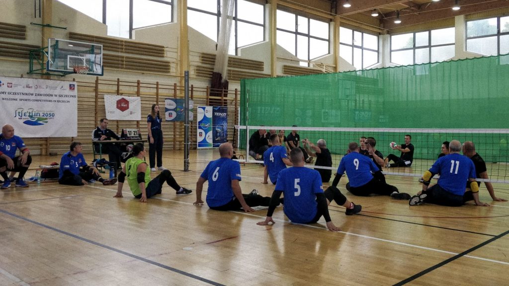 Turniej Mistrzostw Polski w Piłce Siatkowej na Siedząco (Police)